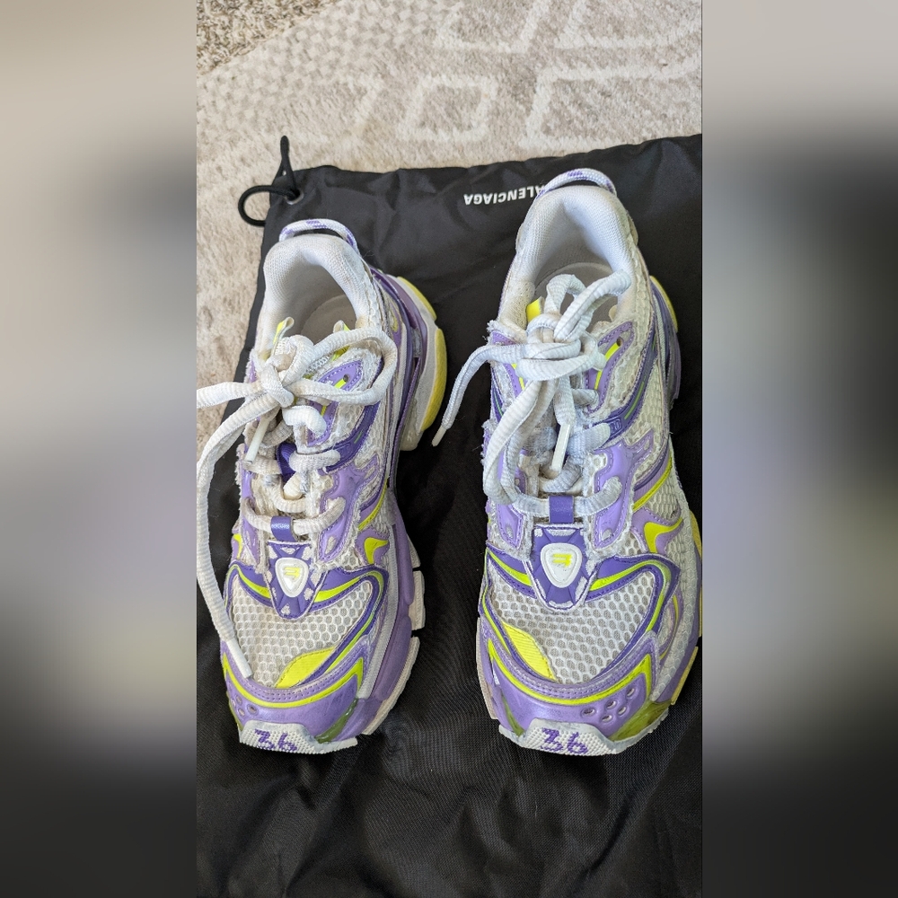 Balenciaga Women's Runner 2 Low Top Sneakers Trainers - Picture 14 of 14